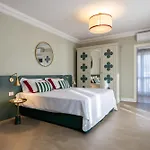 Sable فندق مارينا دي بييتراسانْت