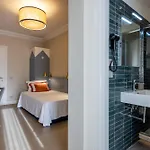 Sable 3* مارينا دي بييتراسانْت