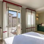 Sable 3* مارينا دي بييتراسانْت